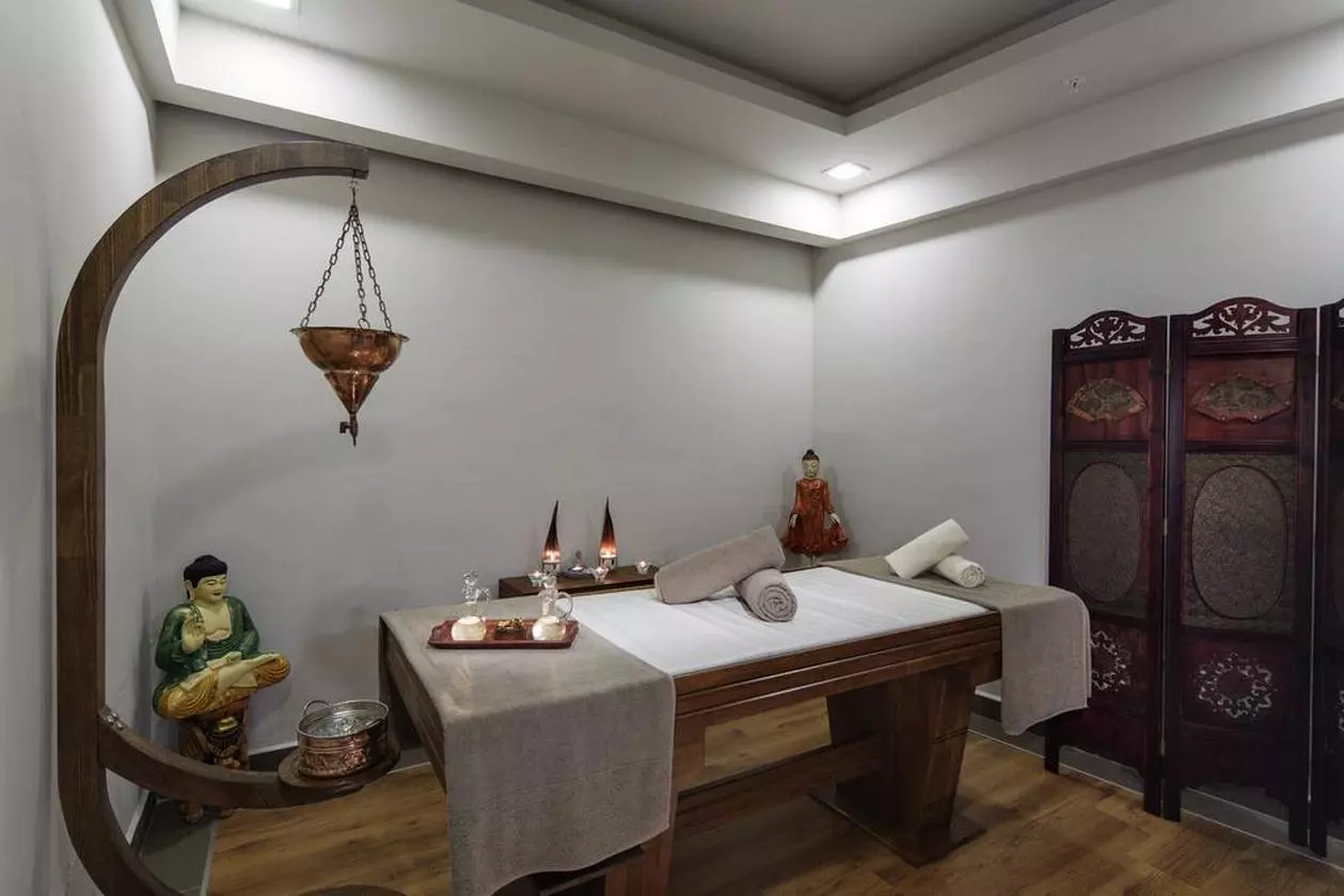 784982DOUBLETREEHILTON_SHABAVIZ (3).jpg